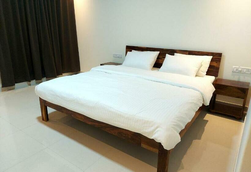 فندق Berryl Resorts