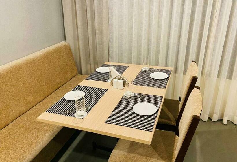 בית מלון כפרי Porvorim Regency Goa  By Bsg Absolute