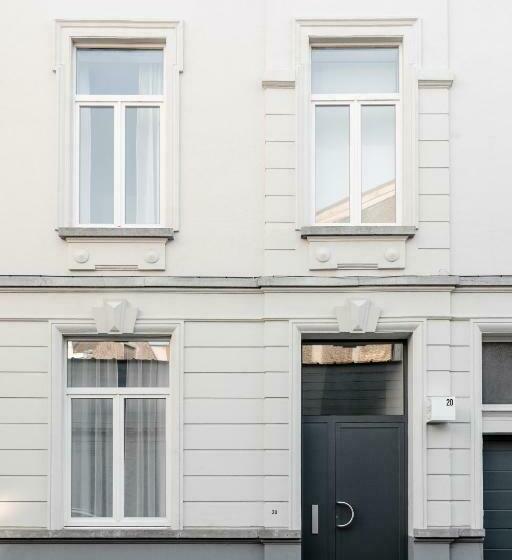 فندق Edgar Guesthouse