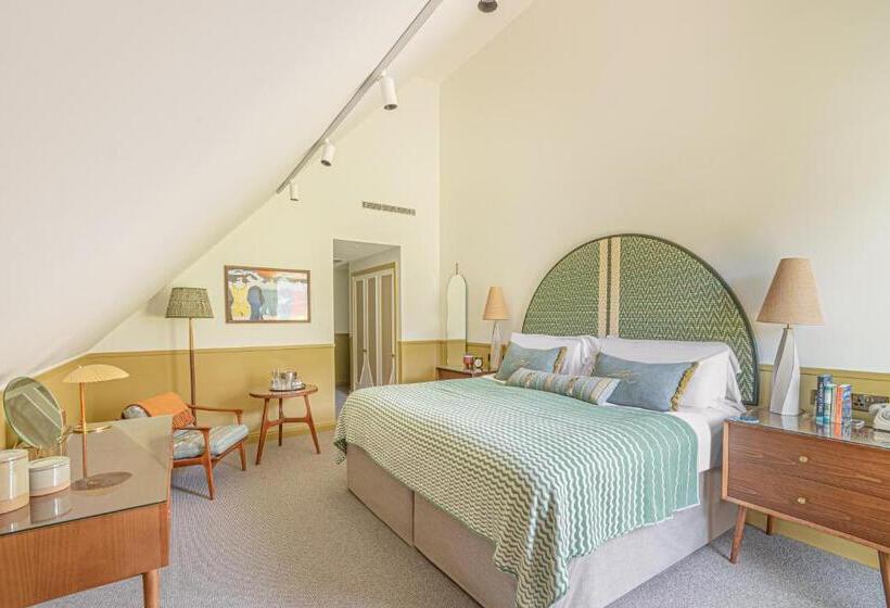 Harbour Beach Club, Hotel & Spa