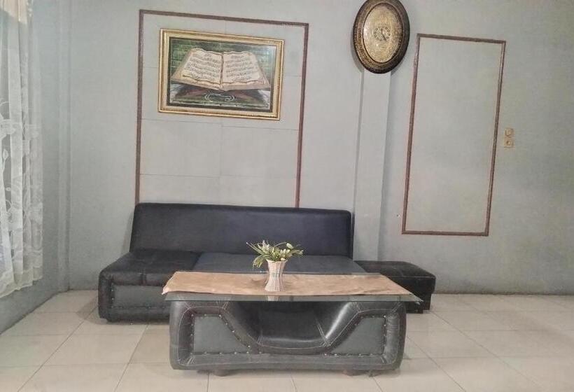 فندق Home Stay Kembar Syariah Redpartner