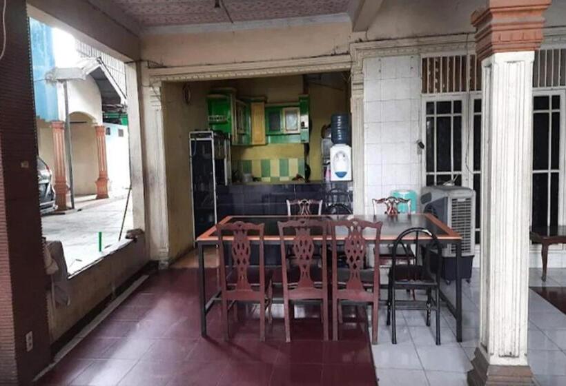 فندق Home Stay Kembar Syariah Redpartner