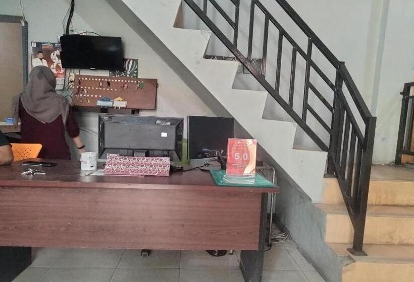 فندق Home Stay Kembar Syariah Redpartner