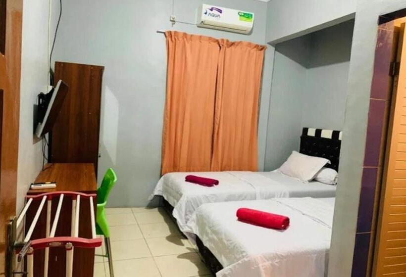 فندق Home Stay Kembar Syariah Redpartner