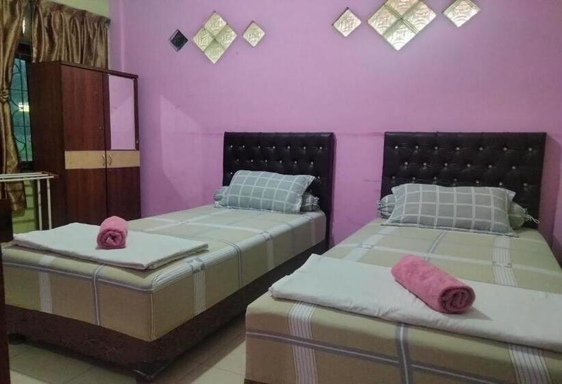 فندق Home Stay Kembar Syariah Redpartner