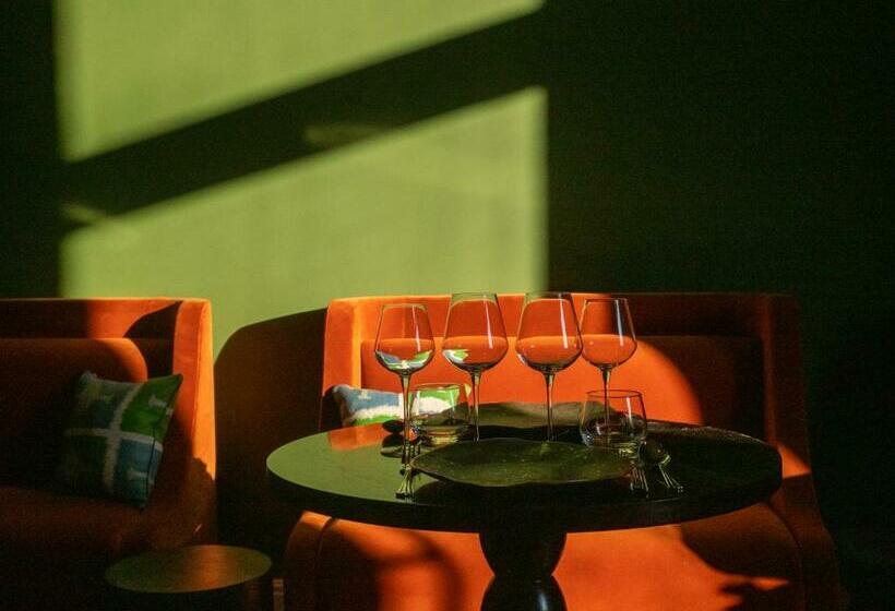 호텔 Hôtel Maison Pavlov   Restaurant & Spa