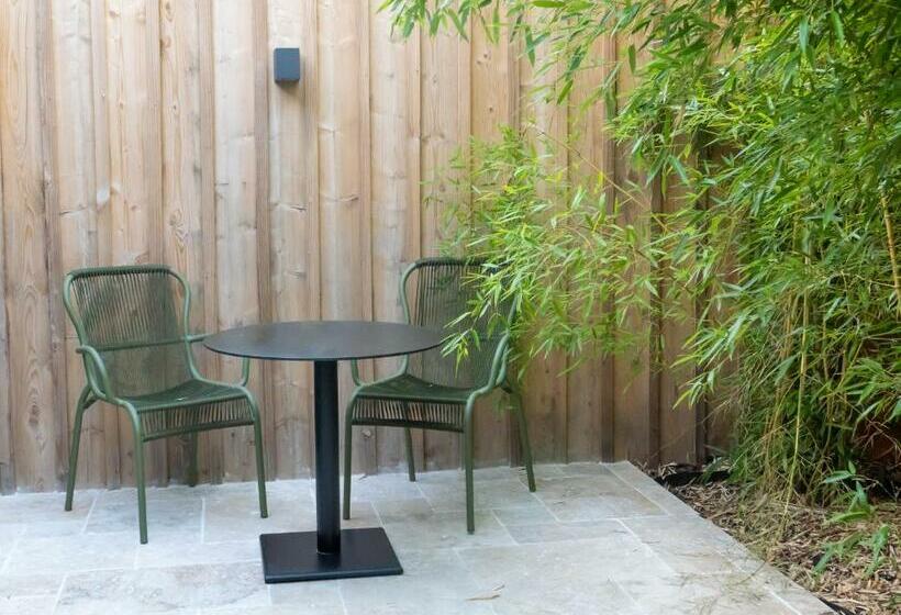 ホテル Hôtel Maison Pavlov   Restaurant & Spa