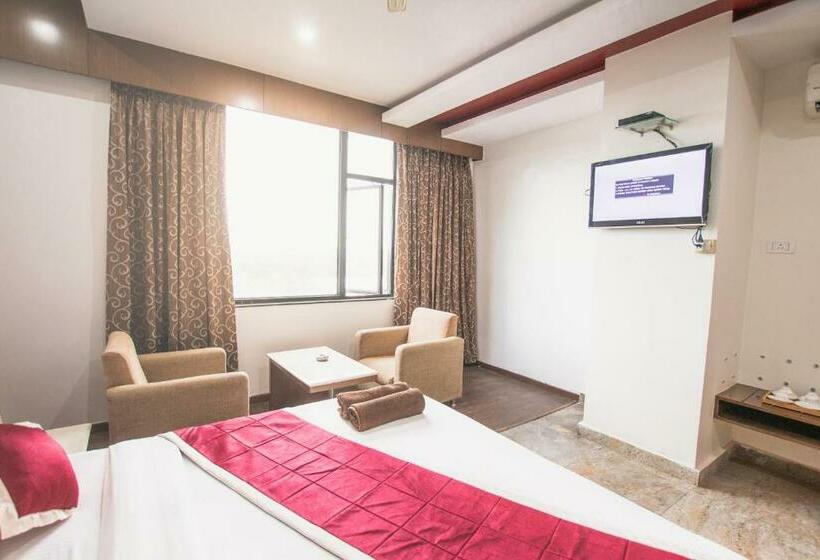 فندق Illusion Inn