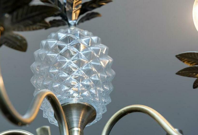 فندق Uno  Heathrow Windsor