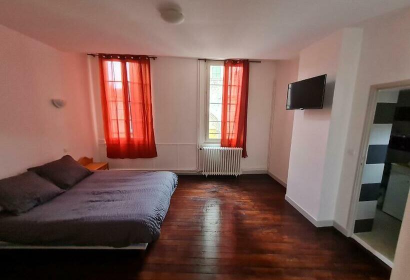 בית מלון כפרי Le Commerce