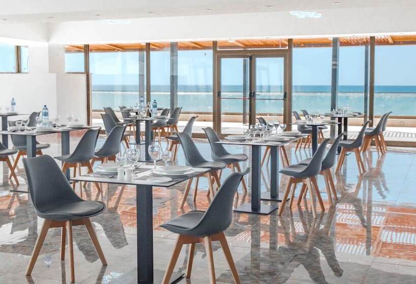 هتل Les Sables D Or