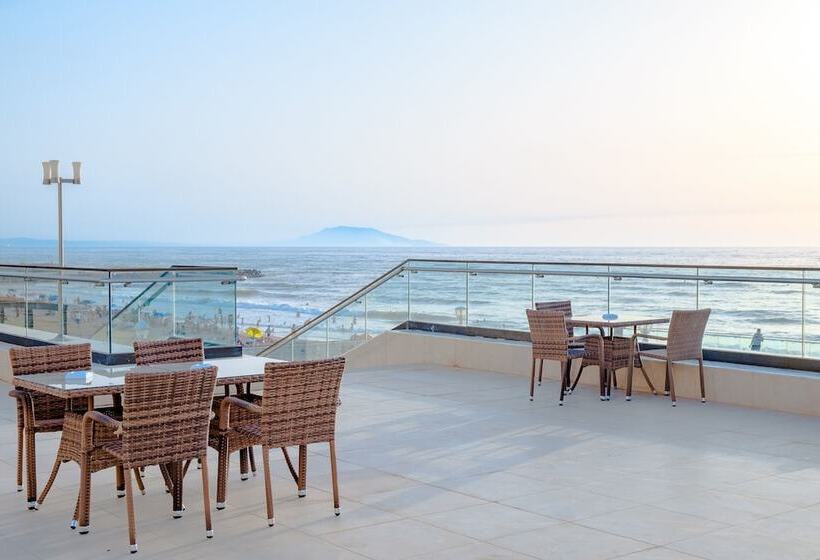 هتل Les Sables D Or