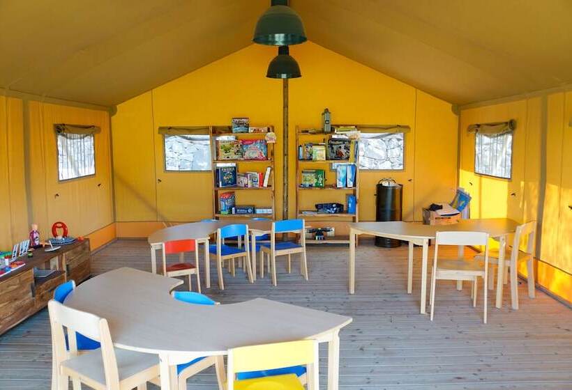 Отель Los Jardines de Abama Suites