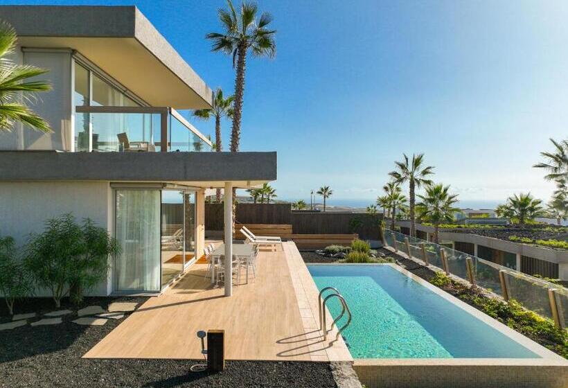 Отель Los Jardines de Abama Suites