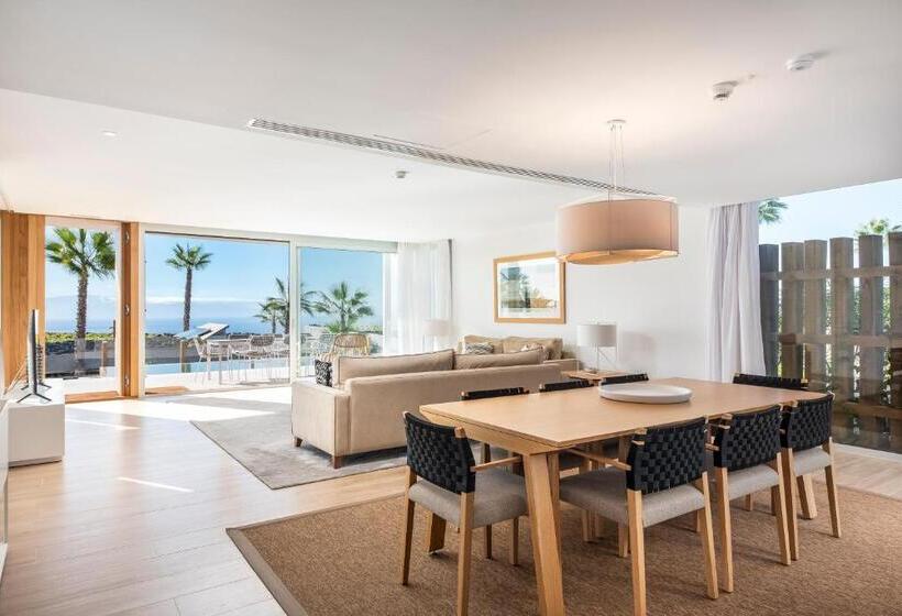 Отель Los Jardines de Abama Suites