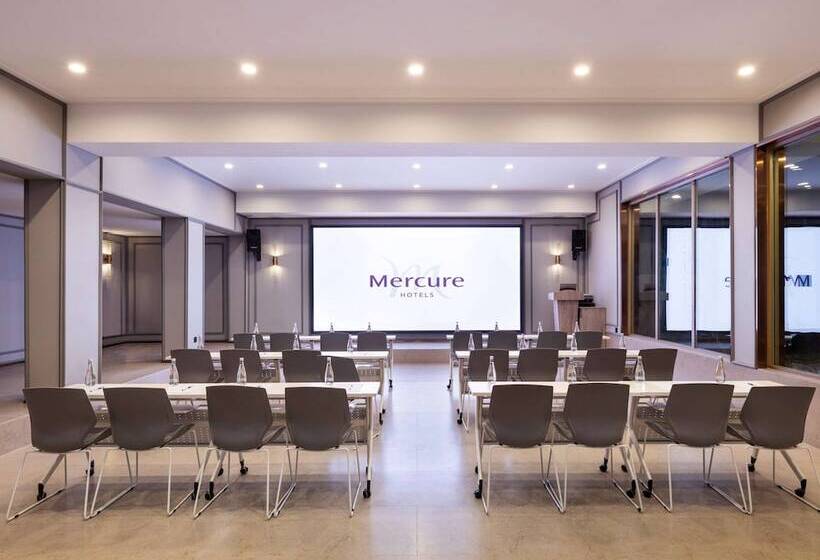 ホテル Mercure Qingdao Downtown