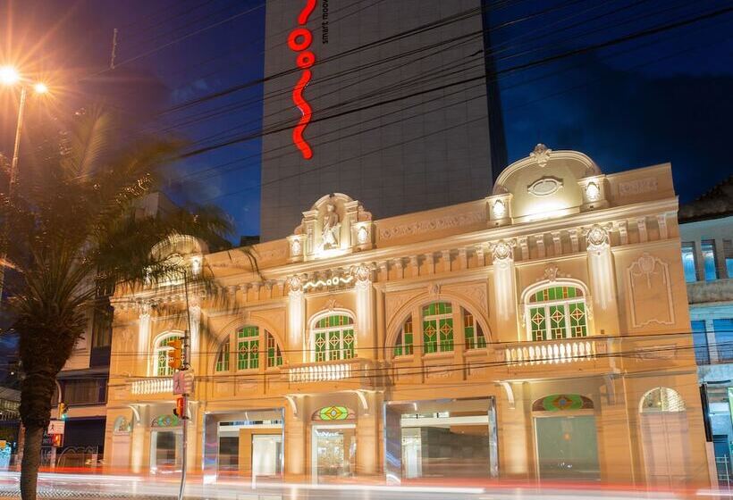 Отель Moov Porto Alegre
