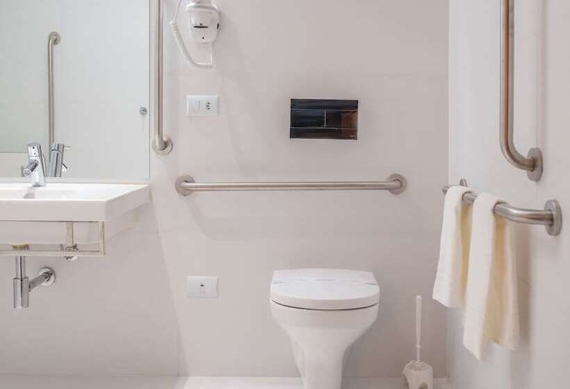 Отель Moov Porto Alegre