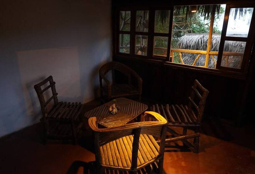 Отель Nunkai La Punta   Hostel