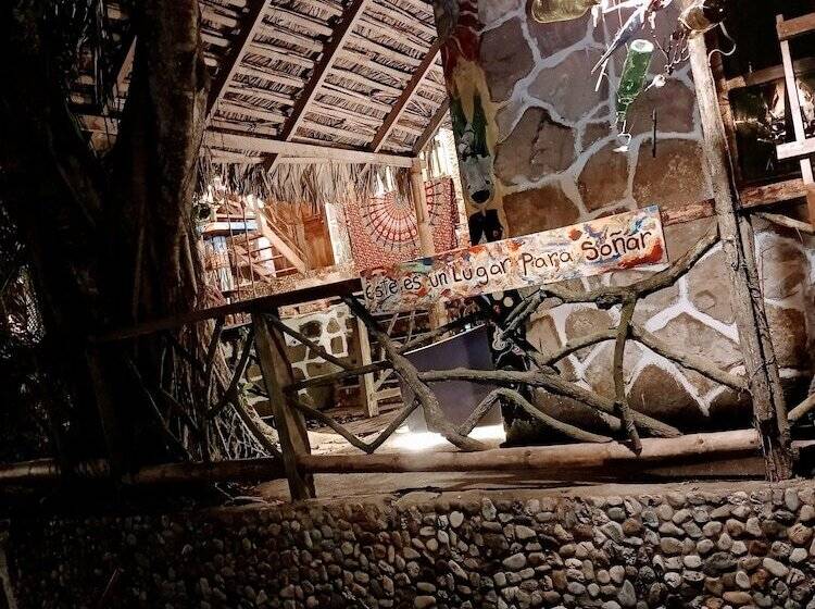 Отель Nunkai La Punta   Hostel