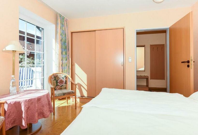 ホテル Pension Störtebeker