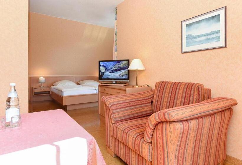 ホテル Pension Störtebeker