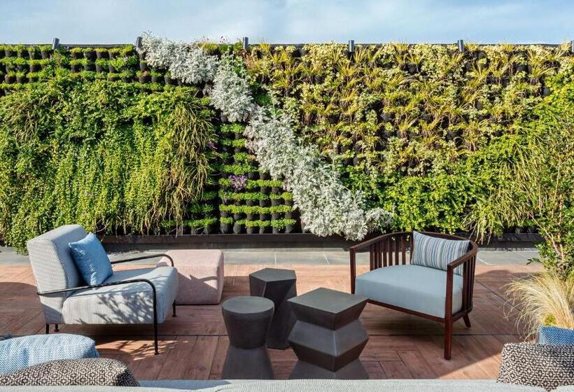 هتل Radisson Collection Bilbao