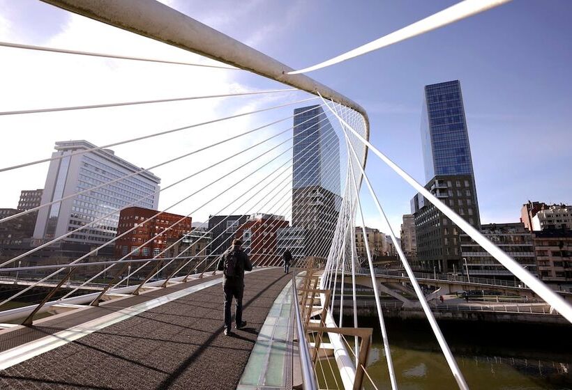 هتل Radisson Collection Bilbao