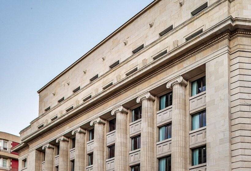 هتل Radisson Collection Bilbao