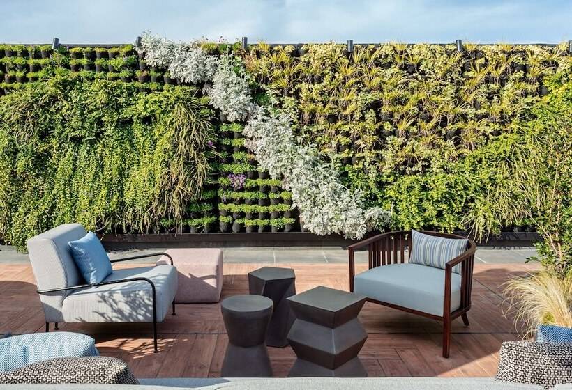 هتل Radisson Collection Bilbao