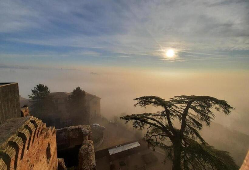 בית מלון כפרי Rocca Di Arignano