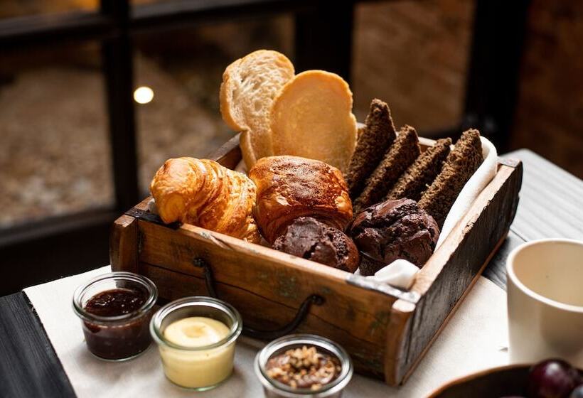 בית מלון כפרי Rocca Di Arignano