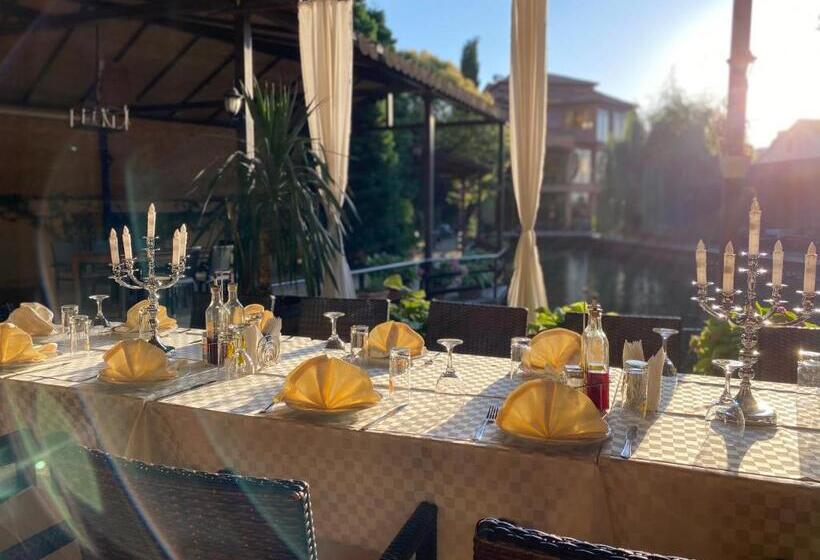 בית מלון כפרי Rritja E Koranit