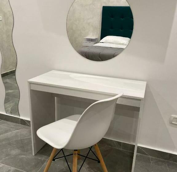 Отель Stranamore