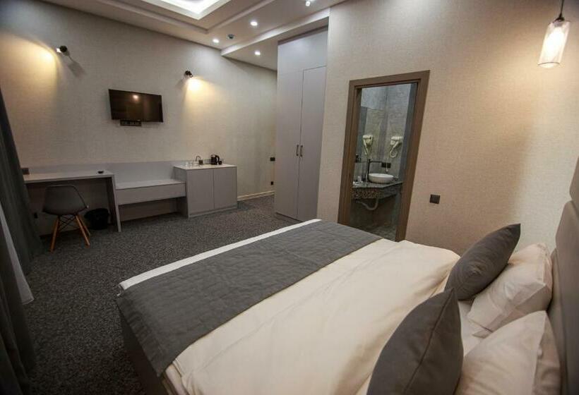 Terrasse Hotel & Bar