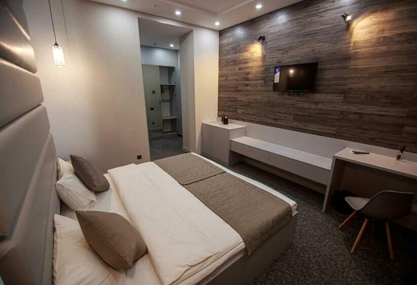 Terrasse Hotel & Bar