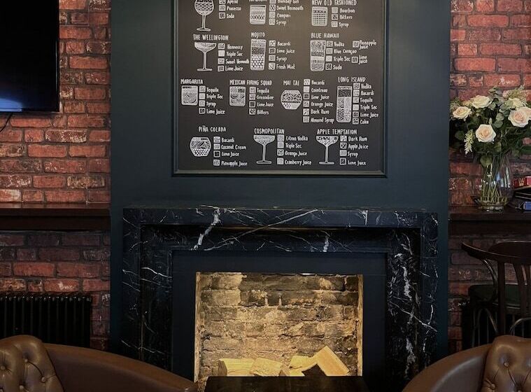 The Wellington Hotel Birmingham   Breakfast Included, Near O2 Academy & City Centre