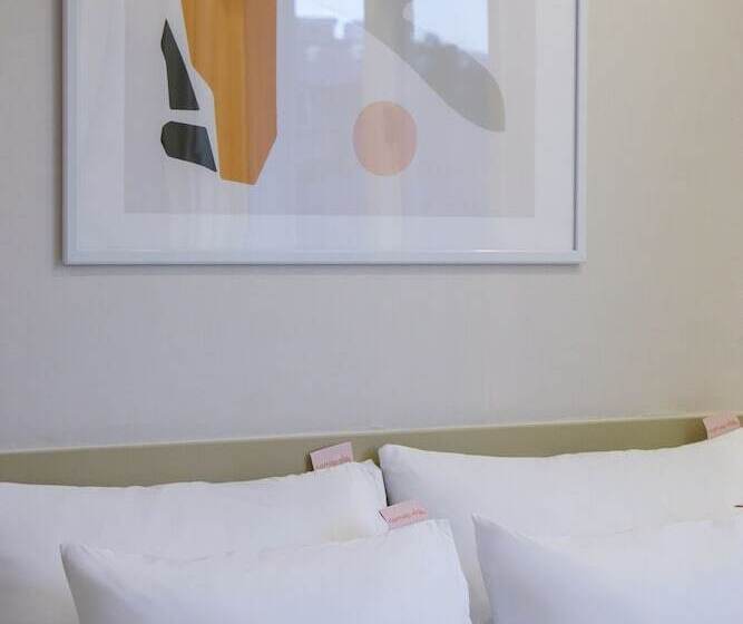 Nomad Aank Hotel Gumi