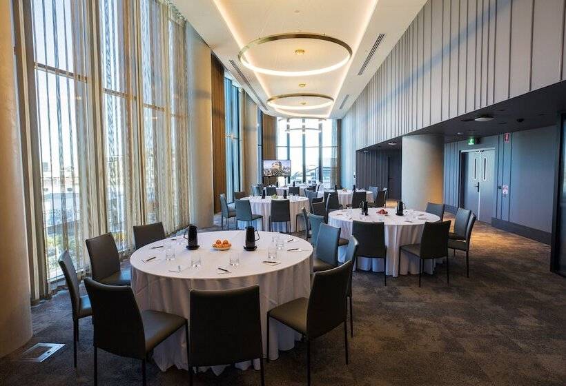 Oakwood Premier Melbourne