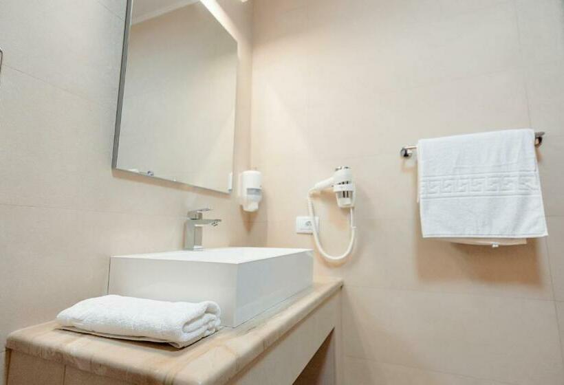 Pensiunea Pă Coastă