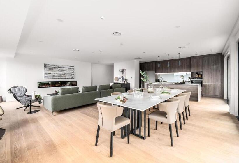 Sunrise Garden Suites