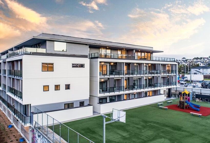 Sunrise Garden Suites