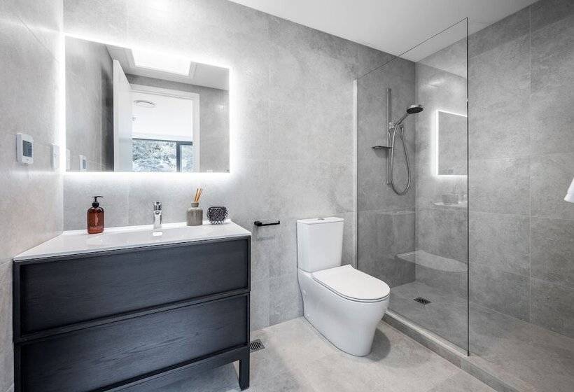 Sunrise Garden Suites