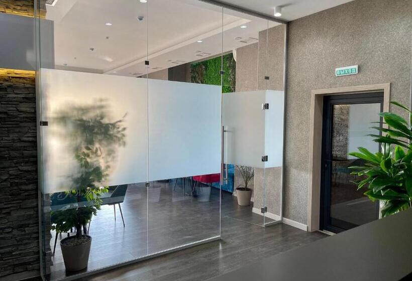 Terrasse Hotel & Bar