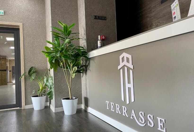 Terrasse Hotel & Bar