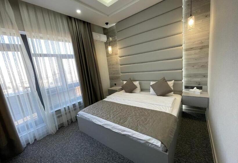 Terrasse Hotel & Bar