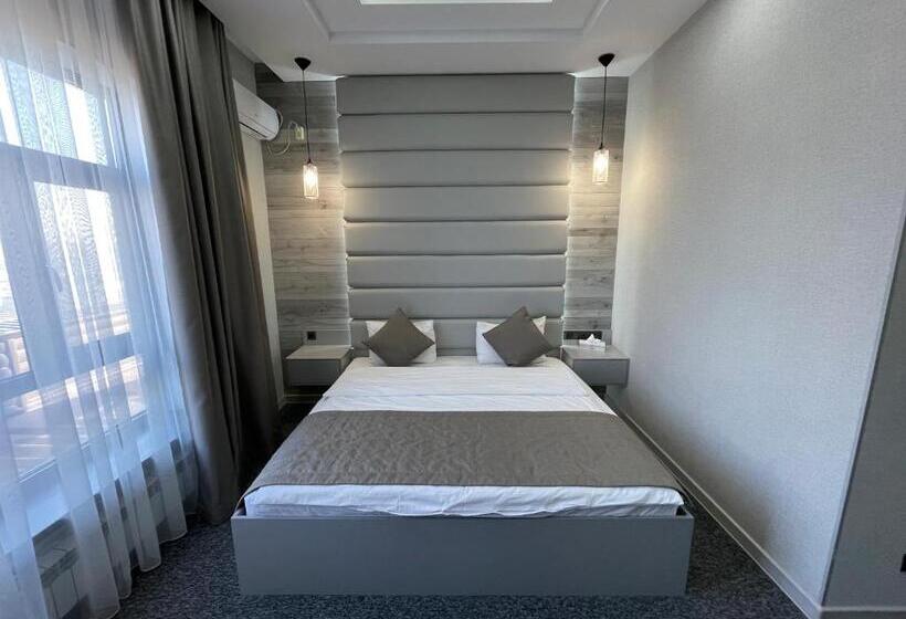 Terrasse Hotel & Bar