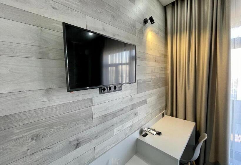 Terrasse Hotel & Bar