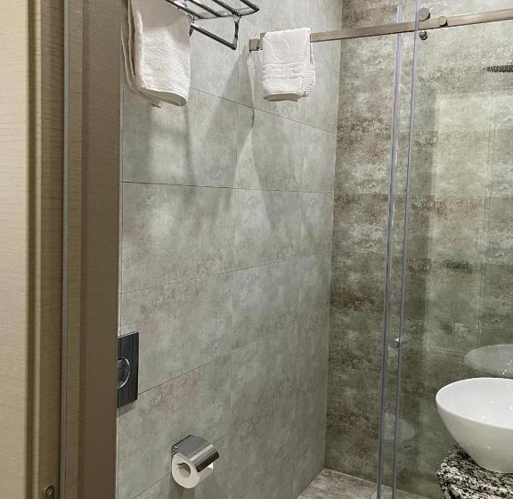 Terrasse Hotel & Bar