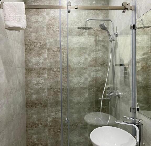 Terrasse Hotel & Bar